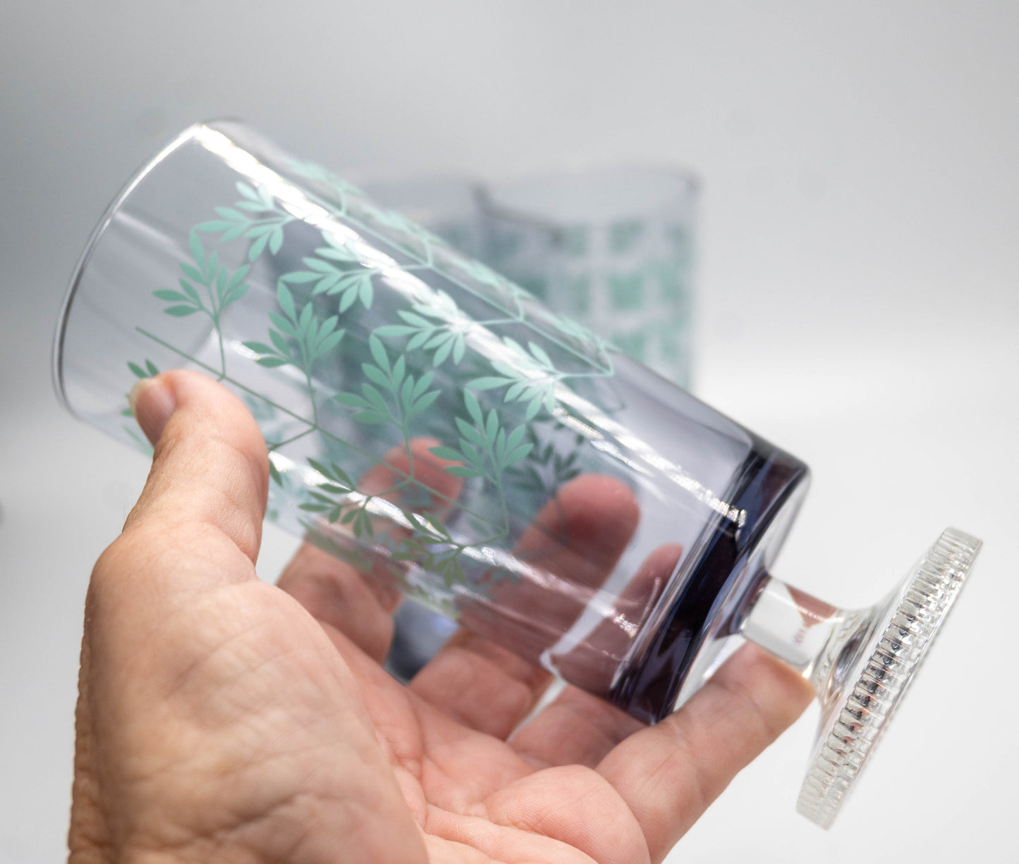 Purple Clear Footed Leaf Embossed Glasses