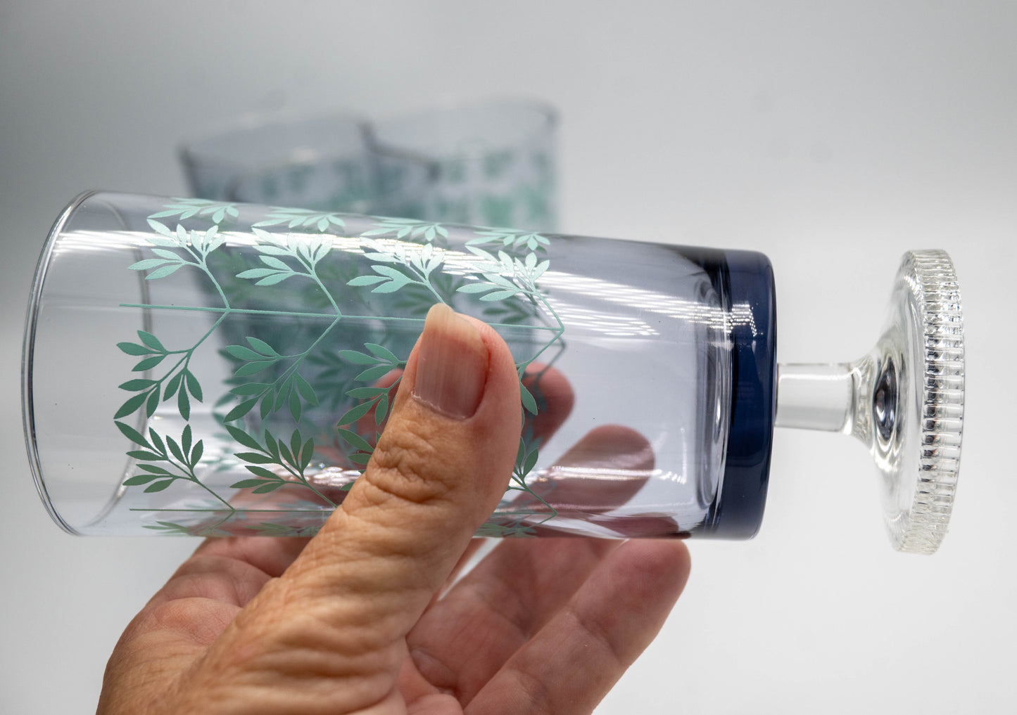 Purple Clear Footed Leaf Embossed Glasses