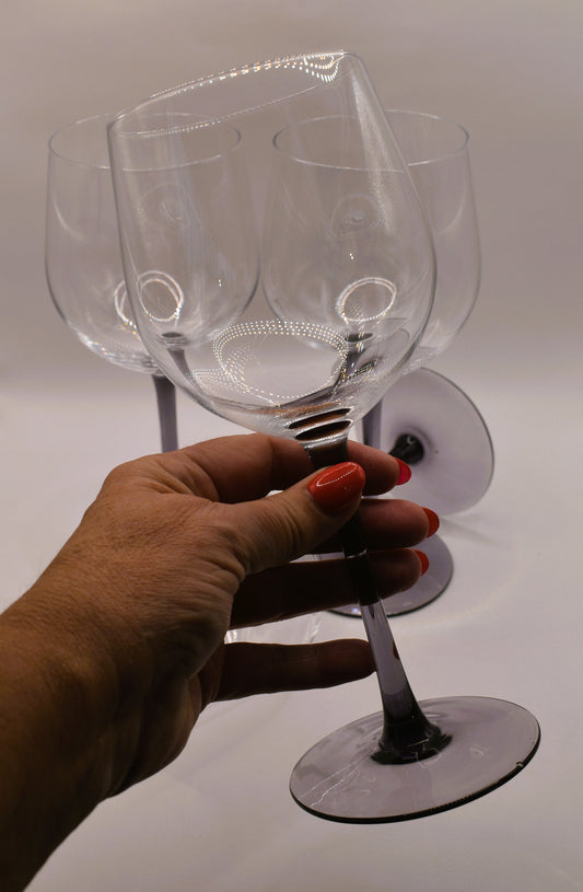 Lavender stemmed water/wine Goblets. Set of 4