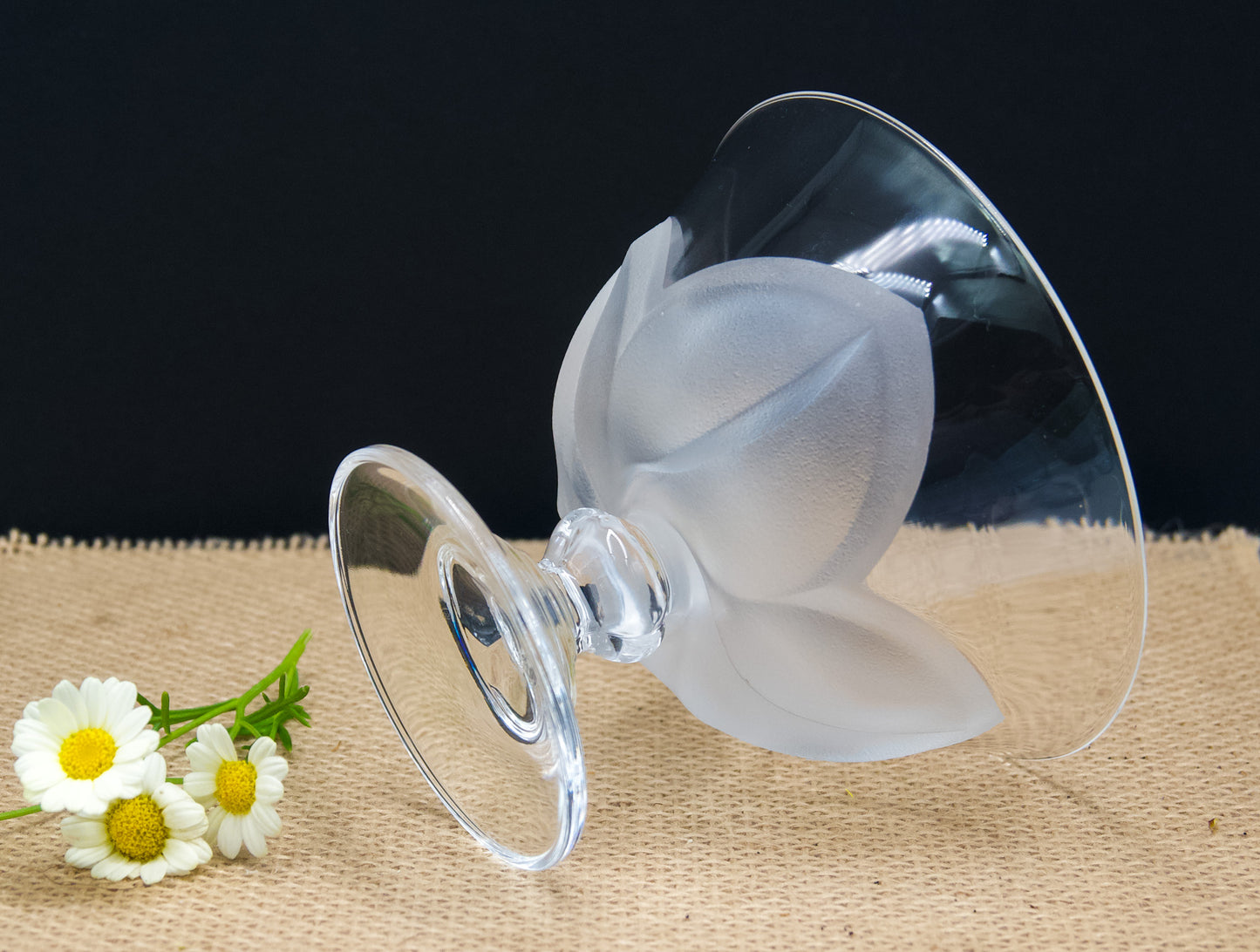 Crystal D'arques-Durand Florence Satin Frosted Petal Compote