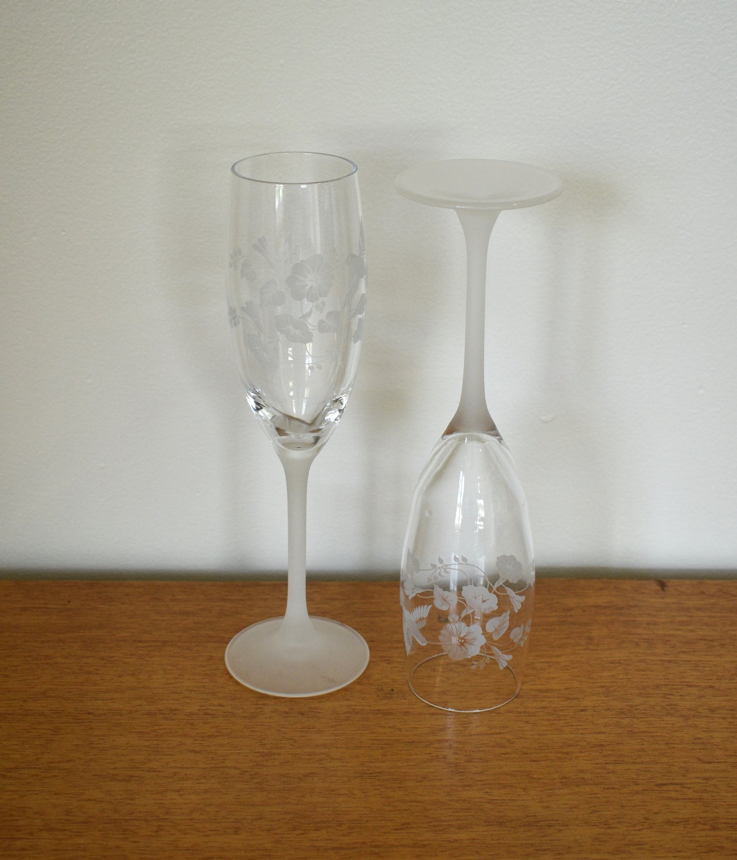 Fluted Champagne Flutes - Hummingbird by AVON. Made in France. Set of 2. Toasting Glasses