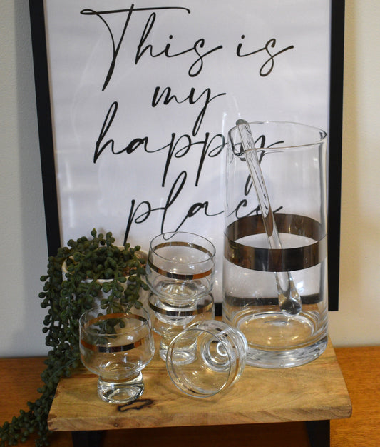 Crown Corning "Regis" Liqueur/sherry/Port glasses with platinum band. Set of 4