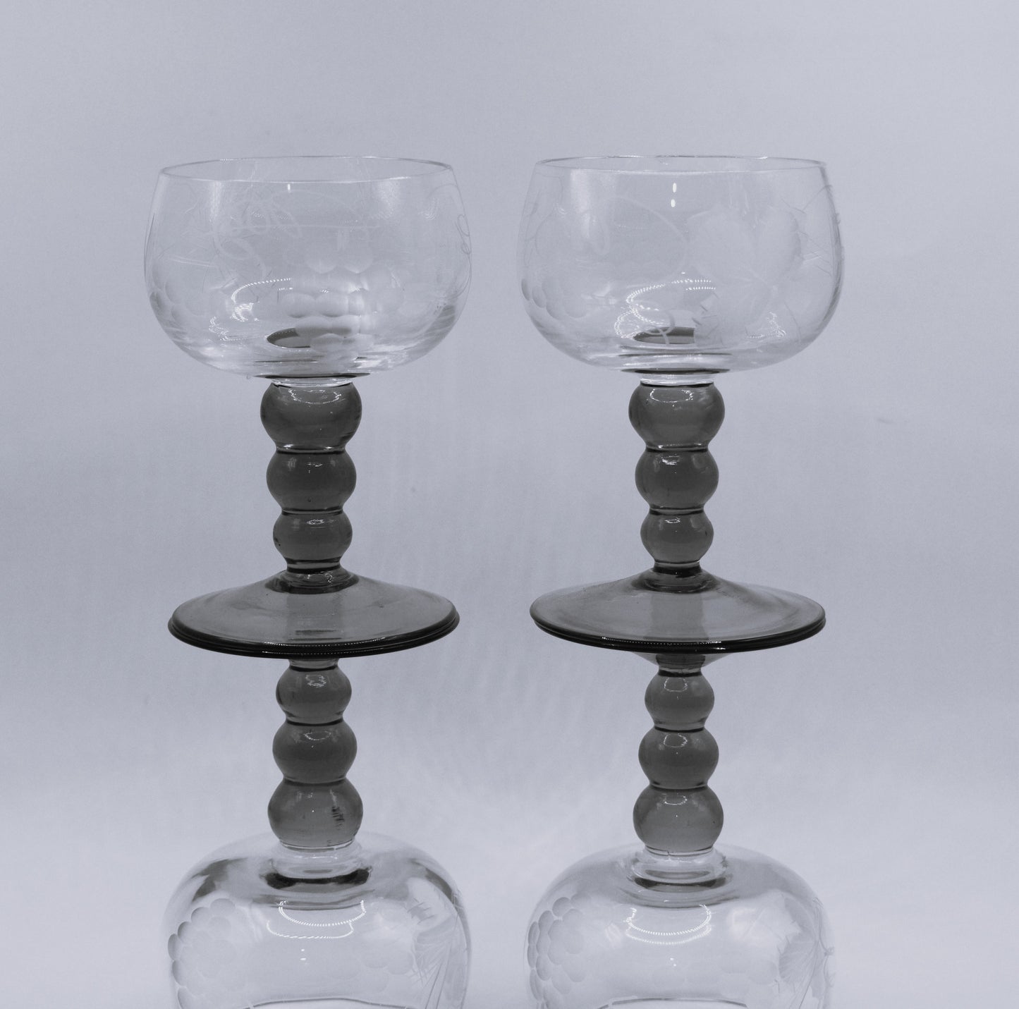 Vintage Austrian Roemer Wine Glasses. Emerald Green Ball Stems. Set of 4