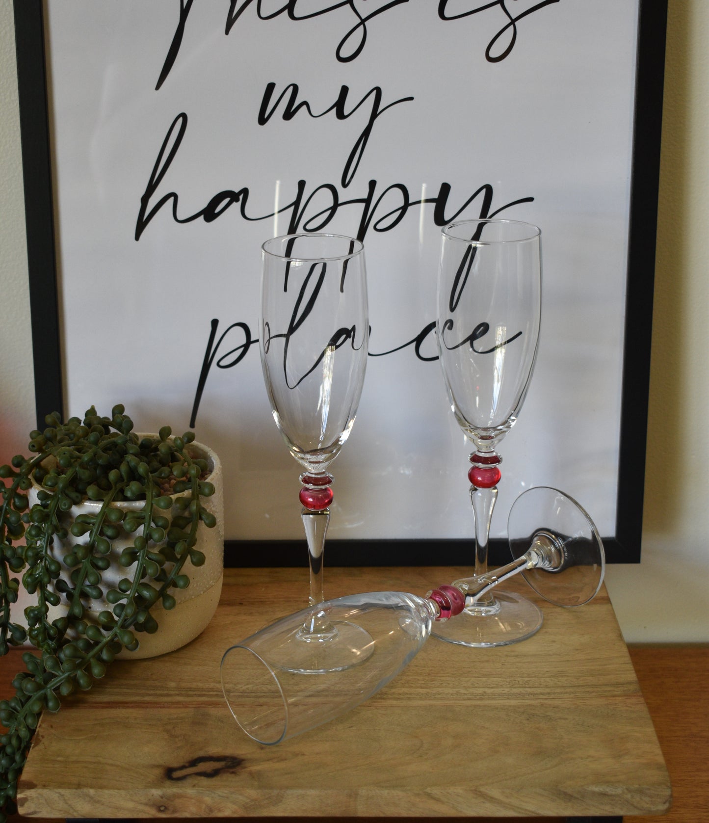 Cortina Red by Cristal D'Arques-Duraid. Champagne Flute with red wafer stem. Set of 3