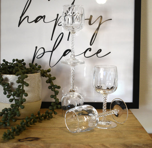 Vintage Crystal D'Arques Durand "Nemours" sherry glasses. Set of 4