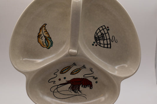 Fieldings Crown Devon serving plater