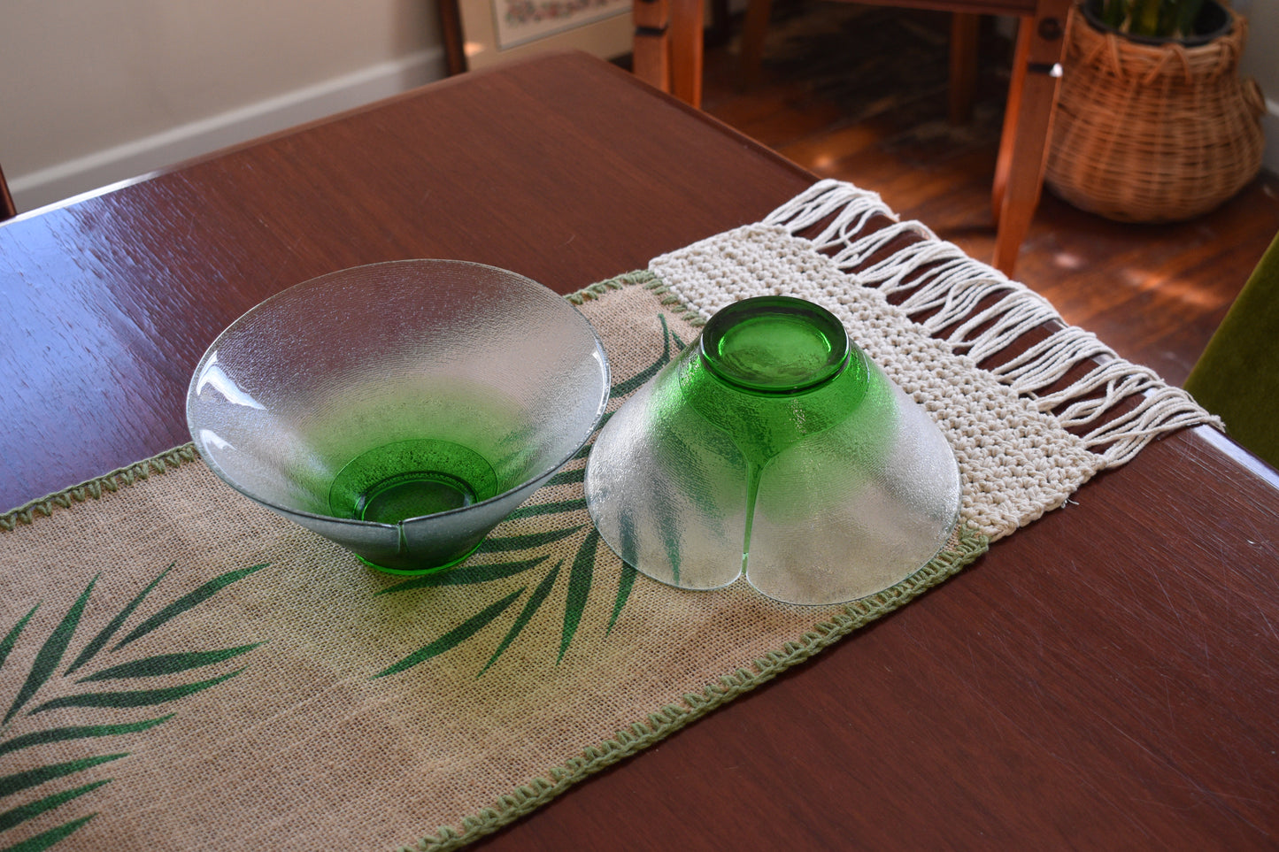 Vibrant Cystalex Bohemia glass bowl by Jiri Suhajek