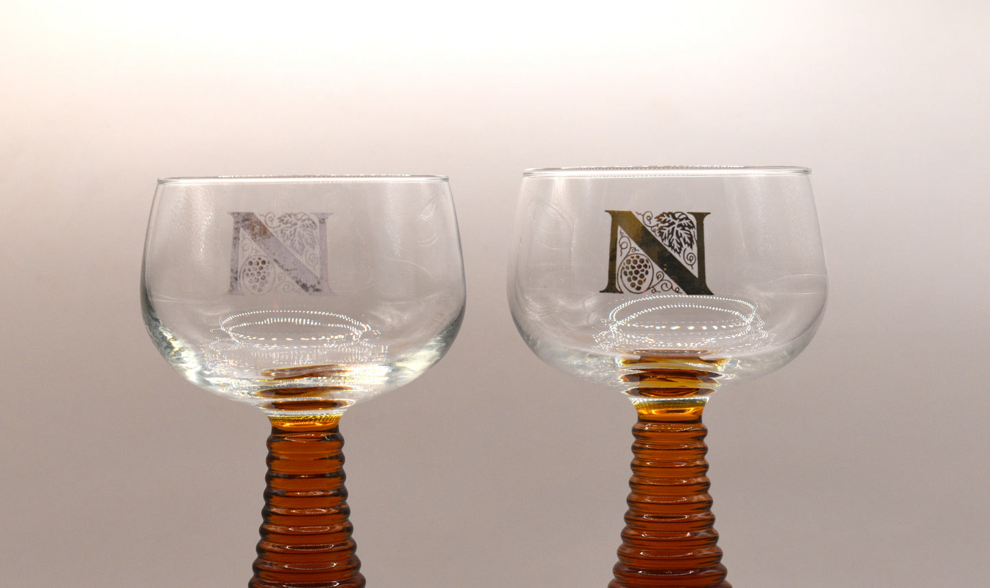 Vintage Roemer wine glasses . Beehive Amber stem. Gold Grapevine pattern. Set of 4