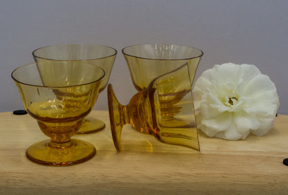 Vintage Amber Shot/Liqueur Glasses x 4