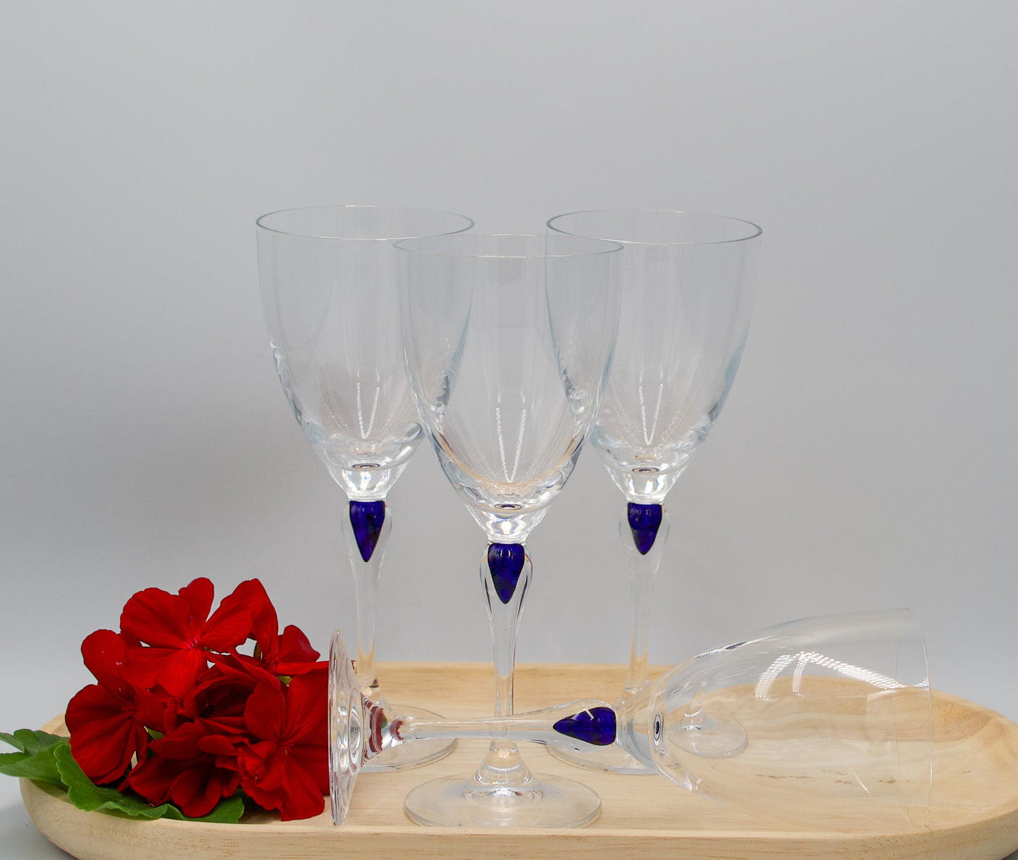 Cristal D'Arques Venise Saphire Wine Glasses