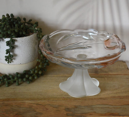 Vintage Frosted Footed Cake Stand/Serving Platter. Calla Lilly and leaf design