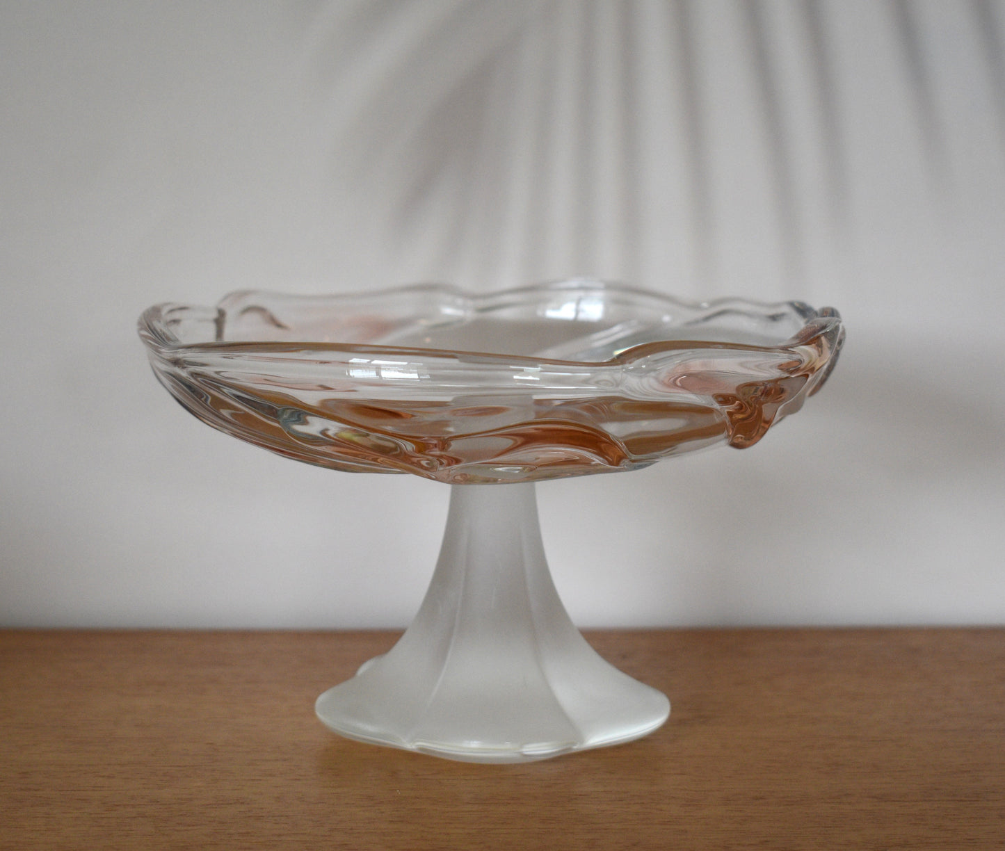 Vintage Frosted Footed Cake Stand/Serving Platter. Calla Lilly and leaf design