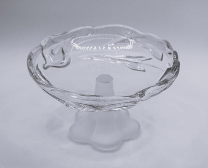 Vintage Frosted Footed Cake Stand/Serving Platter. Calla Lilly and leaf design