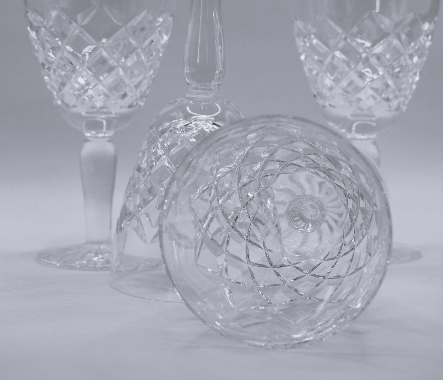 Vintage Criss cross cut crystal Wine glasses. Set of 4