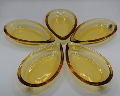 Vintage Sasaki Japaness Glass Bowls. Amber Glass. Tear Drop shape. Set of 5