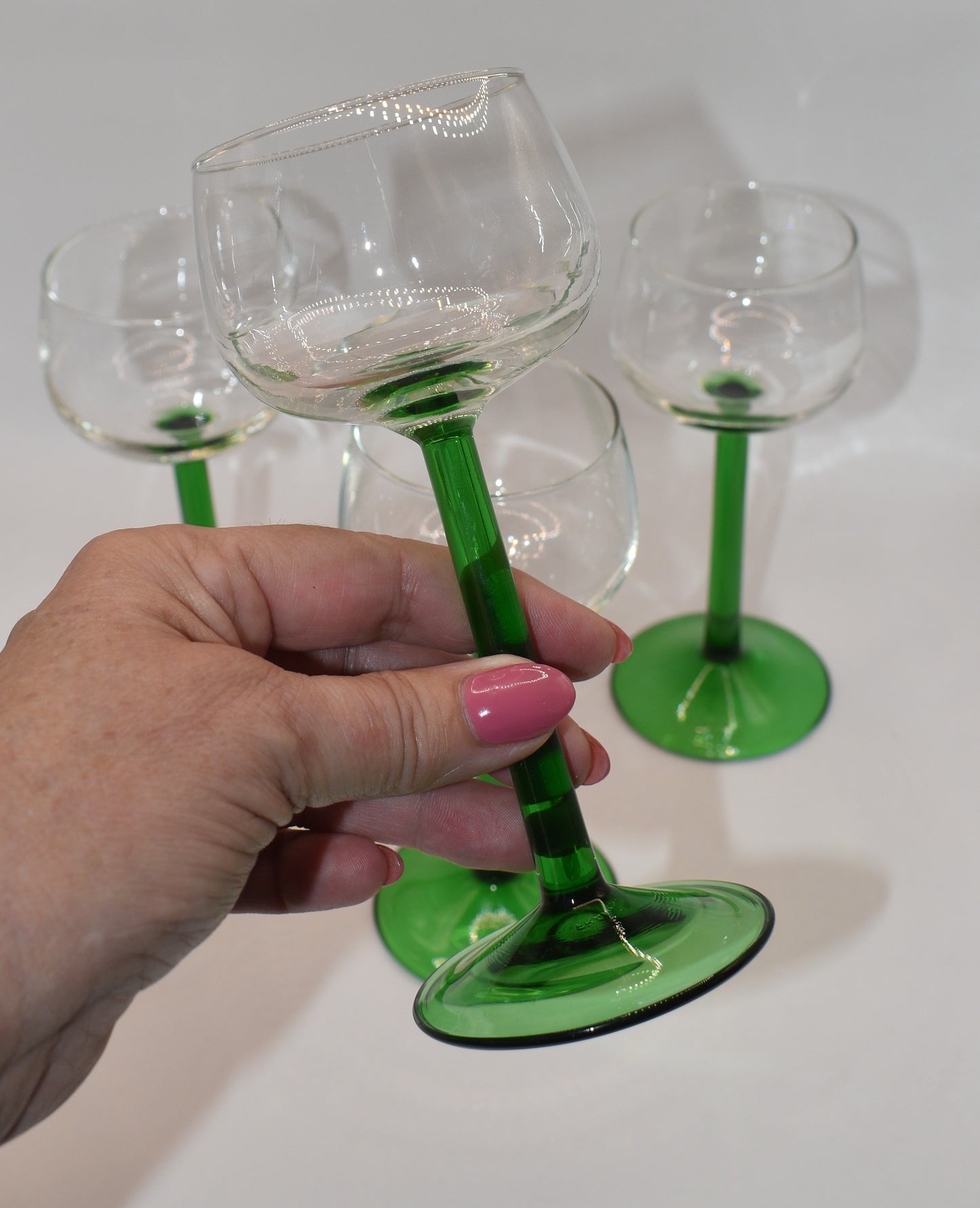 Emerald Green Stem Luminarc Wine Glasses Set of 8