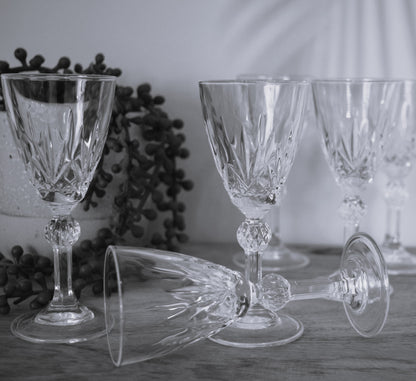 Catedral Crystal by Dema Italian 24% lead crystal. Beautiful vintage crystal Liqueur glasses. Set of 6