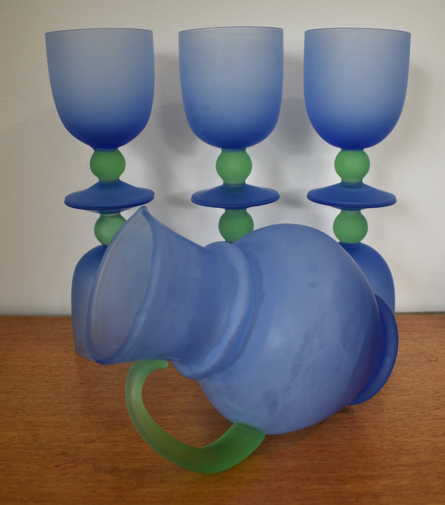 Funky Blue and Green Frosted Glass Cocktail set. Jug and 6 goblets