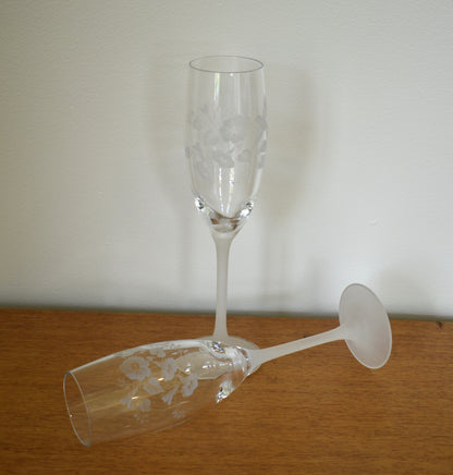 Fluted Champagne Flutes -  Hummingbird by AVON. Made in France. Set of 2. Toasting Glasses