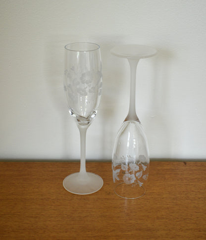 Fluted Champagne Flutes -  Hummingbird by AVON. Made in France. Set of 2. Toasting Glasses