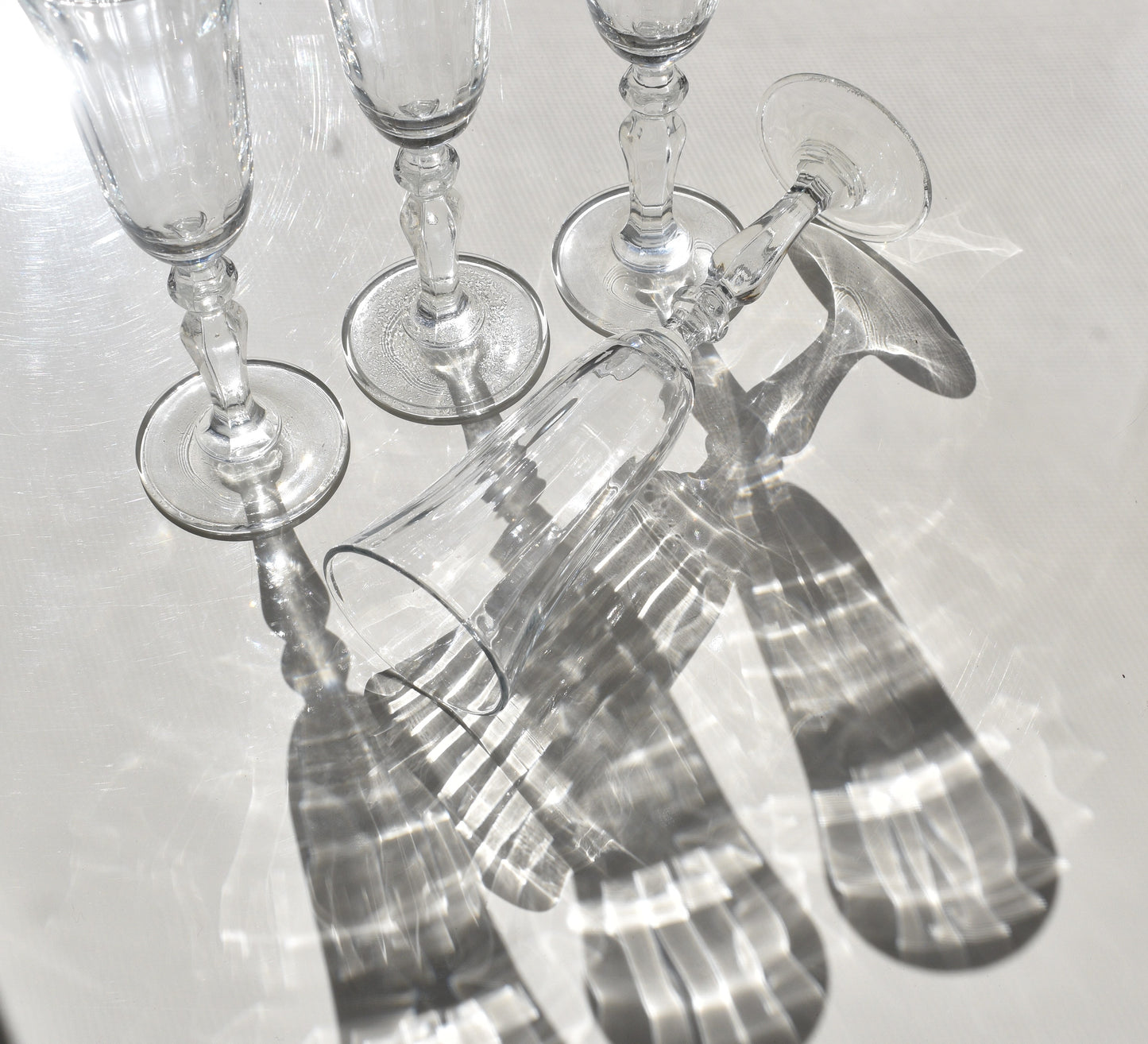 fabulous stemmed liqueur glasses. Set of 4