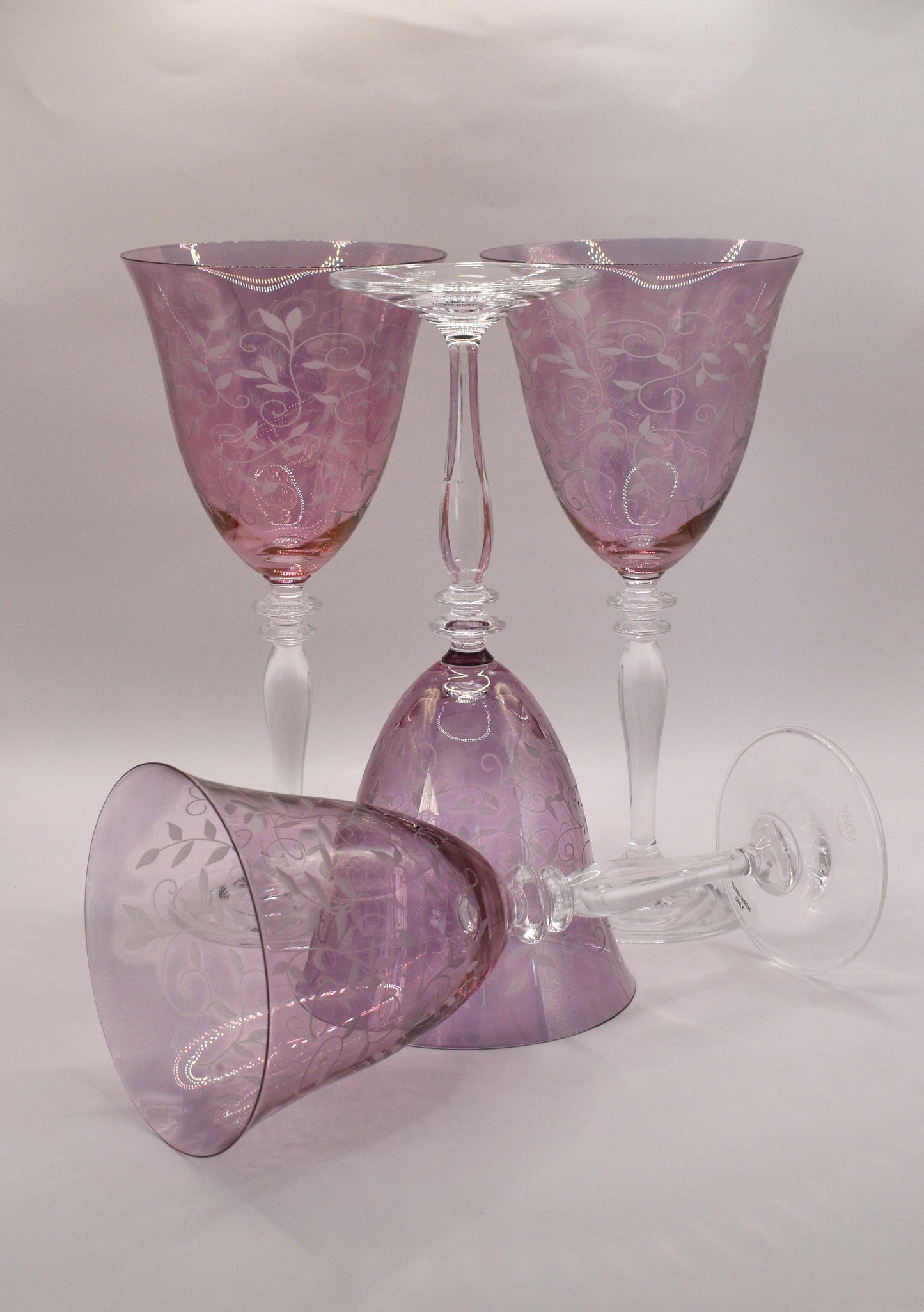 RONA wine glasses hand made in Slovakia. Pink Glassware. Etched leaf and vine. Set of 4