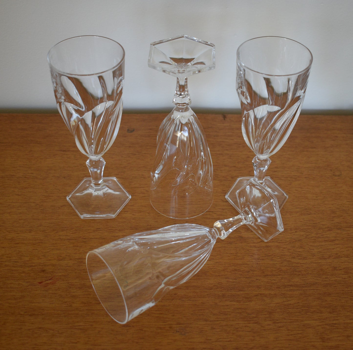 Vintage Crystal wine/champagne glasses. Hexagonal foot. Set of 4