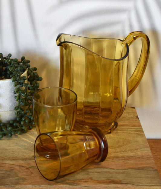 Vintage Amber Glass Jug and 2 tumblers. Vintage Charm/Art Deco