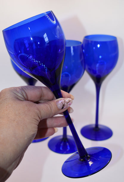 Long stemmed Cobalt Blue wine glasses. Set of 4