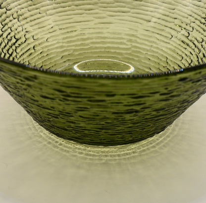 Vintage Anchor Hocking "soreno" Avocado Green glass serving bowl. 1960s