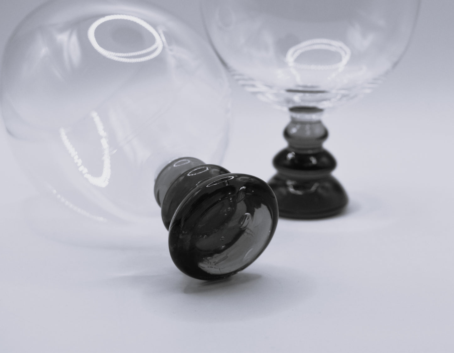 Green Stemmed Wine Glasses Set of 2