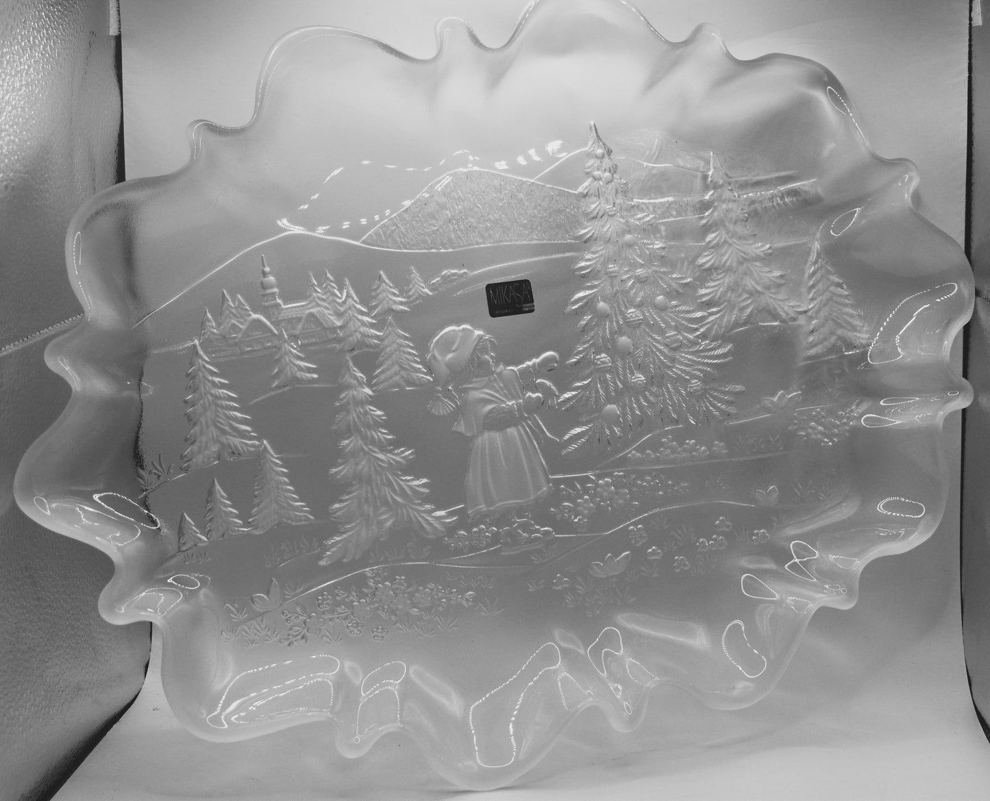Mikasa "Christmas Story" Frosted/Clear glass Oval Canape Platter