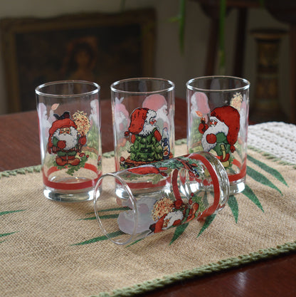 Vintage Tumblers. Set of 4