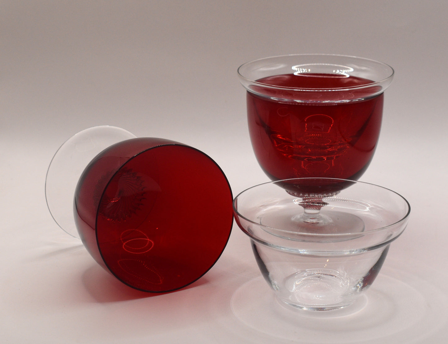 Bohemia Prawn Cocktail chiller glasses with liners. Set of 6