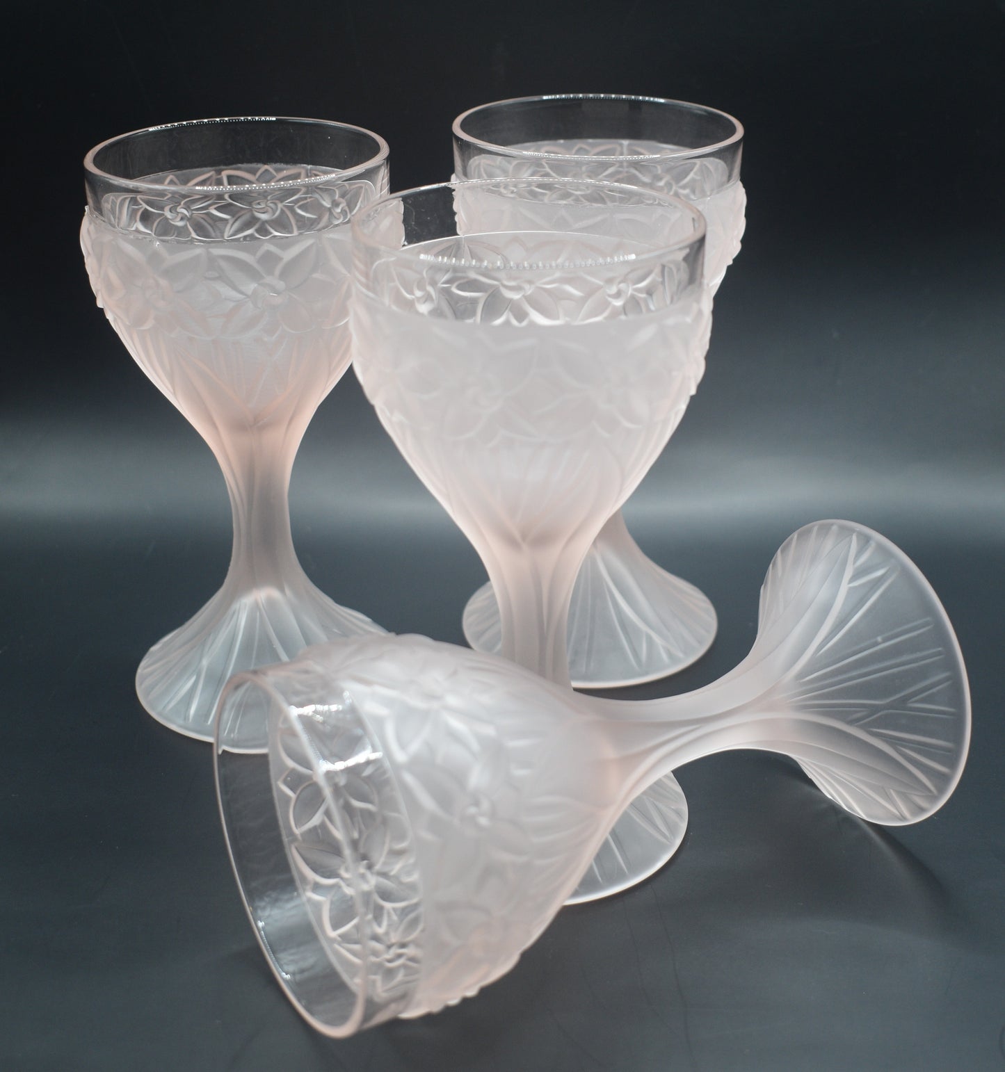 Vintage 1970s Taitu of Italy frosted pink floaral pattern Wine goblets