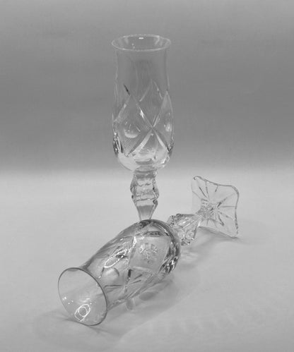 Vintage hand-cut lead Crystal Champagne Flute - Set of 2 - Geometric Sturburst & Square Base