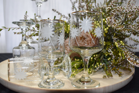 Vintage Small Wine or Cordial Glasses. Clear with embossed flower and gold rim. Set of 4