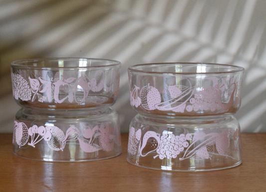 Vintage Covetro Italy Glass bowls with pink motif. Set of 4