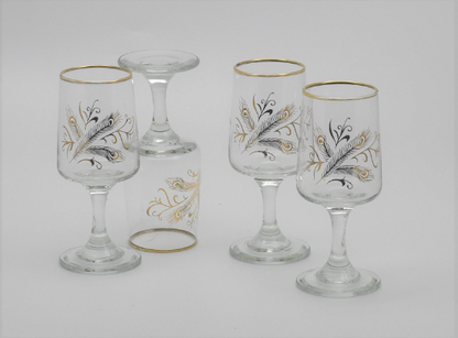 Vintage Liqueur Glasses with gold trim and gold peacock feather design. Set of 4