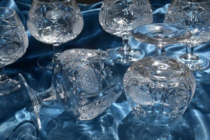 Vintage Steklarska Sola Rogaska Slatina Rocno Delo Crystal Brandy Sniffer/Cognac glasses. Set of 6