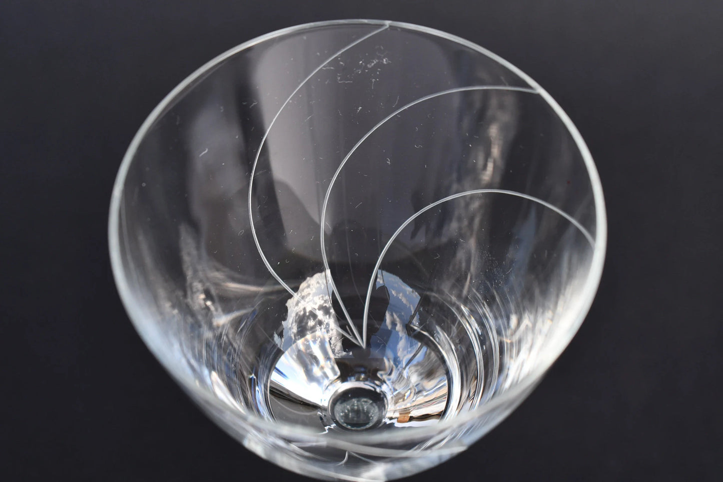 Delicate Fine Swirl Design Crystal Glasses x 2