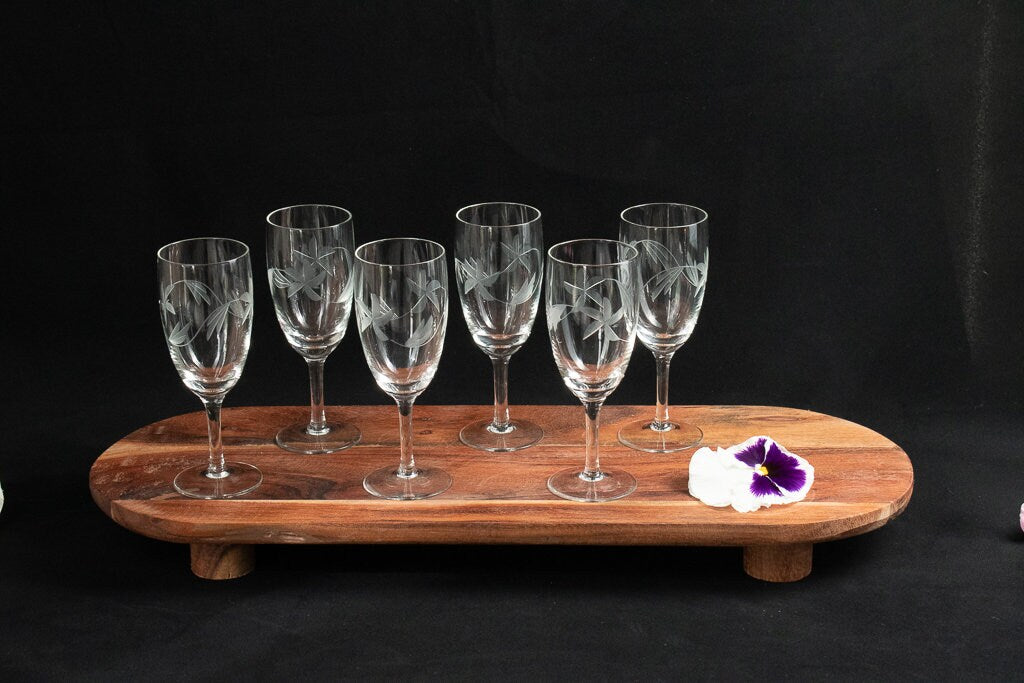 Vintage Etched Wine Glasses. Set of 6