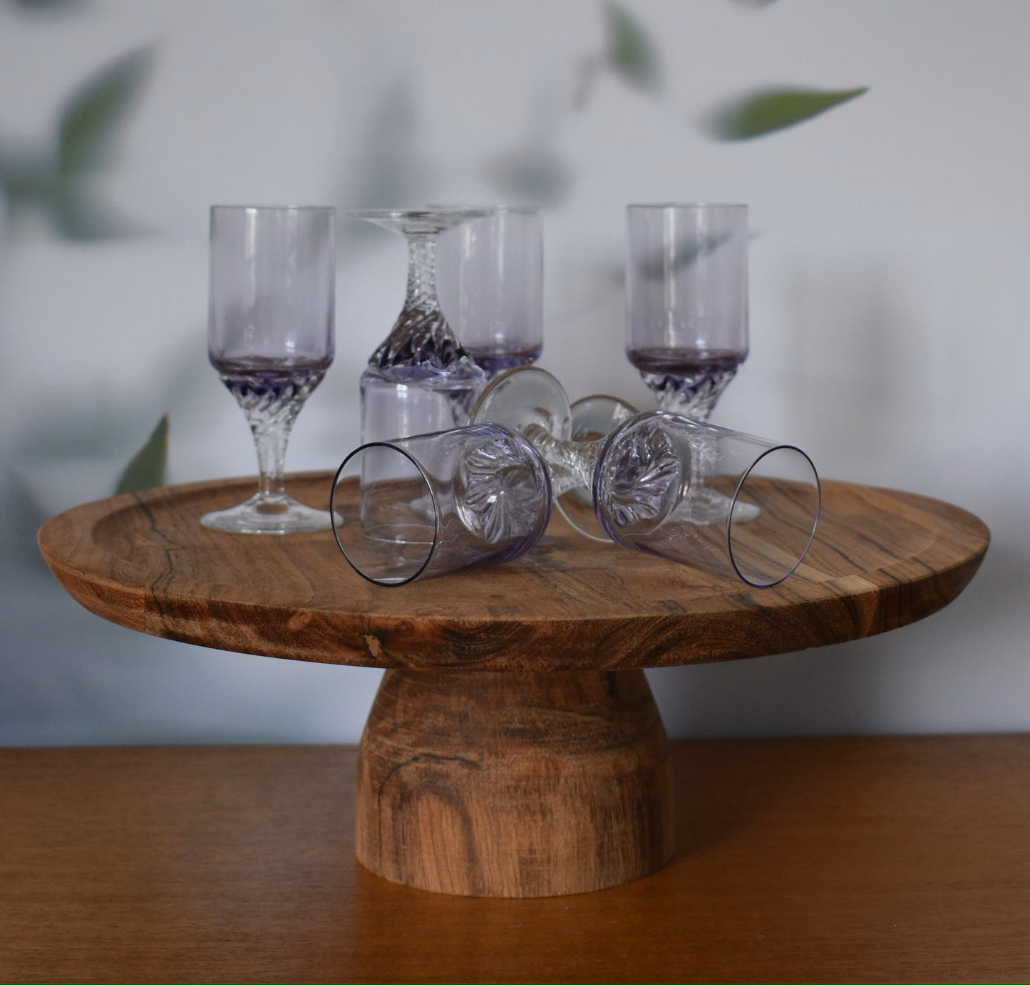 Vintage Lilac coloured crystal port/liqueur/shot glasses with twisted stem. Set of 6