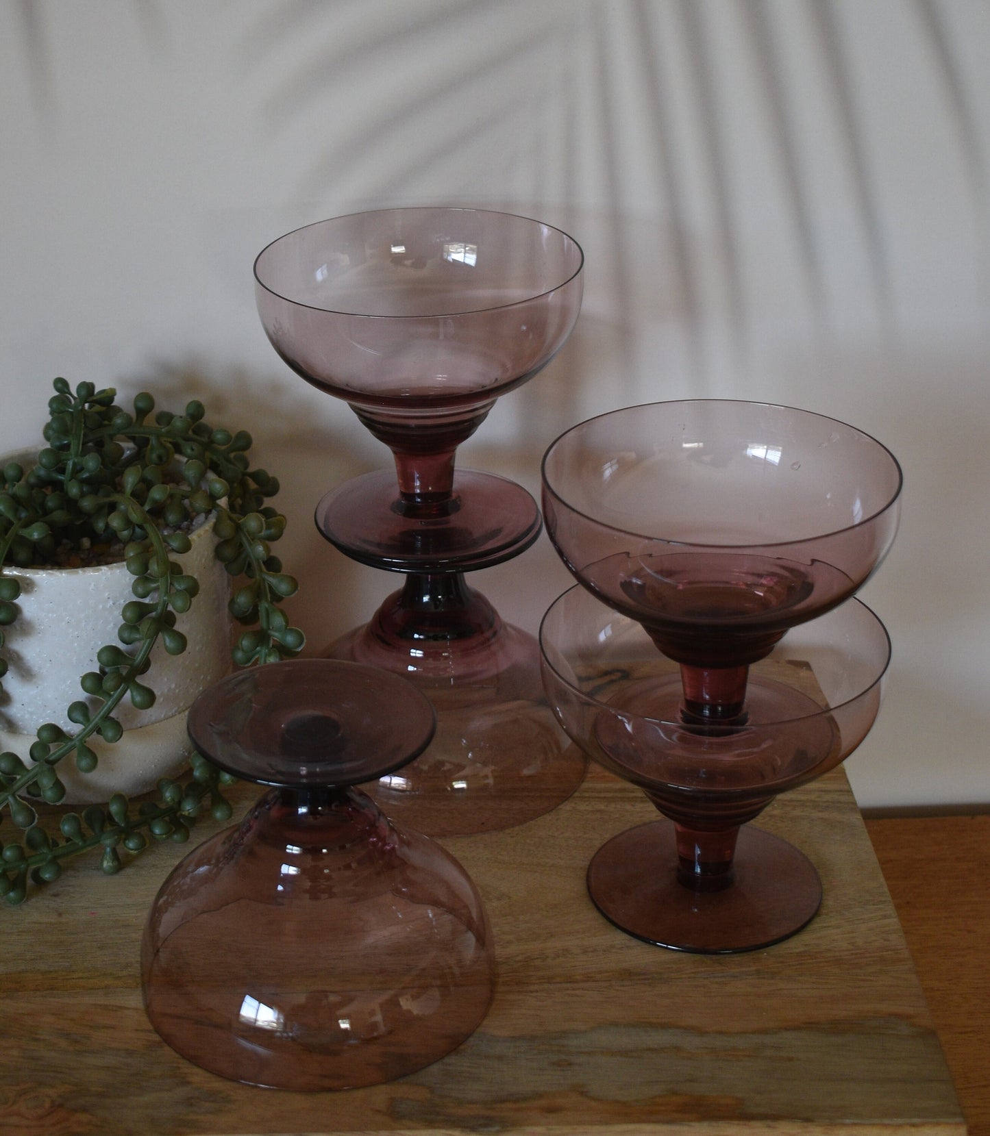 Beautiful Amethyst/Purple Champagne Coupes/Dessert Bowl/Cocktail Glasses. Set of 5