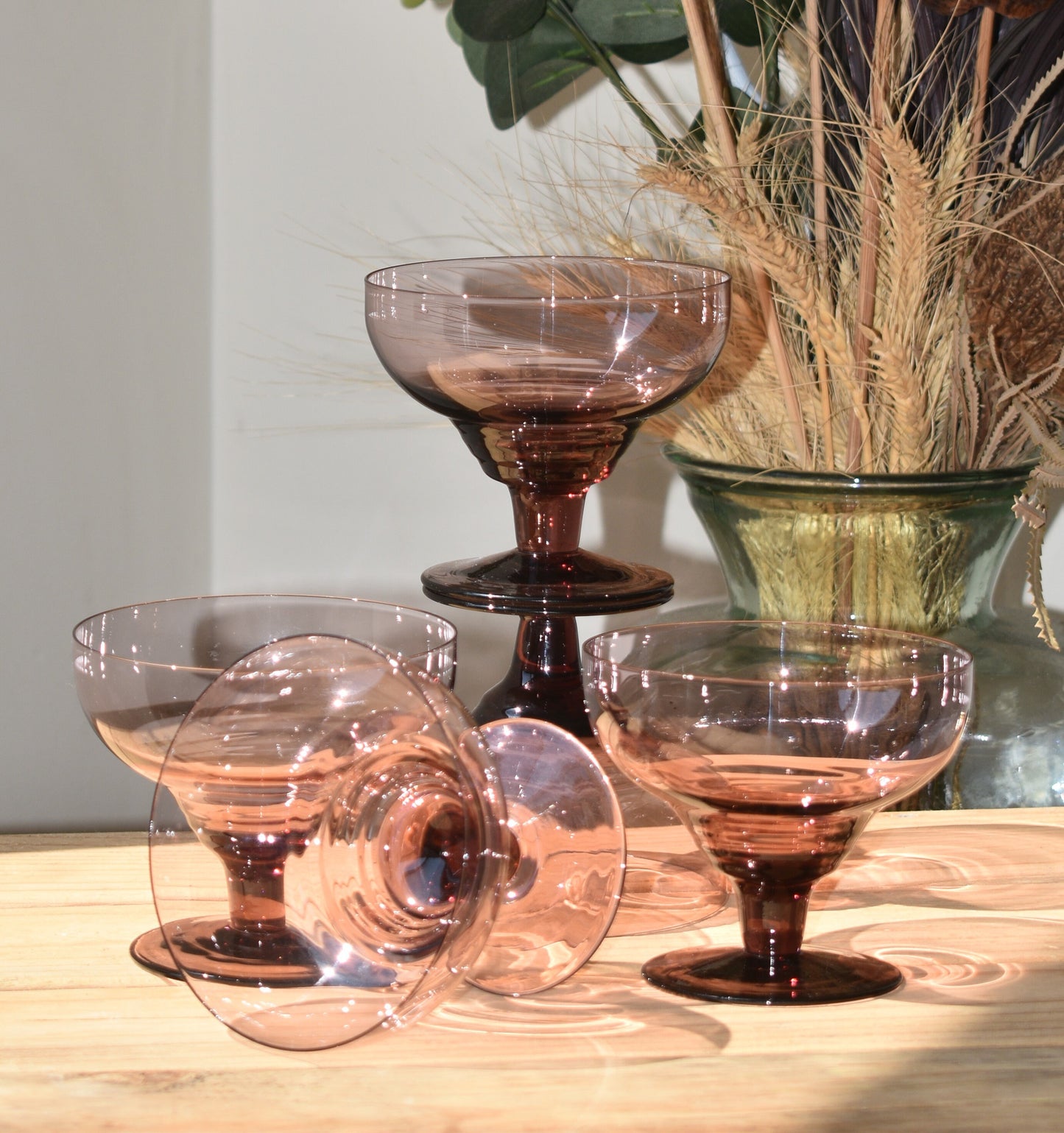 Beautiful Amethyst/Purple Champagne Coupes/Dessert Bowl/Cocktail Glasses. Set of 5