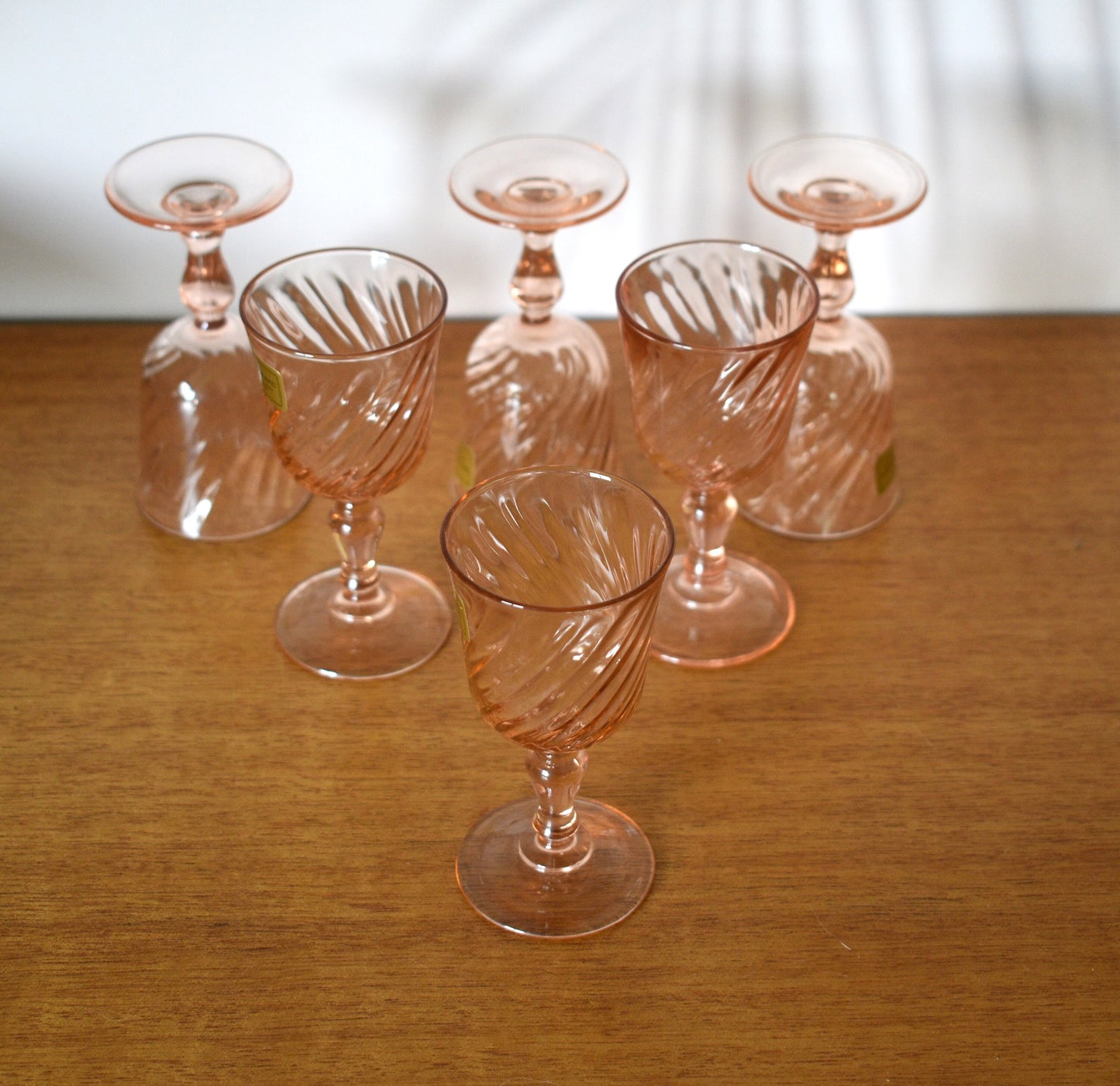 Small Vintage Luminarc Liqueur/Port Glasses. Rosaline Pink Swirl. Made in France. Set of 6